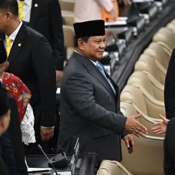 Prabowo Sentil Komisaris Bergaji Fantastis: Rapat Sebulan Sekali, Tantiem Rp40 Miliar