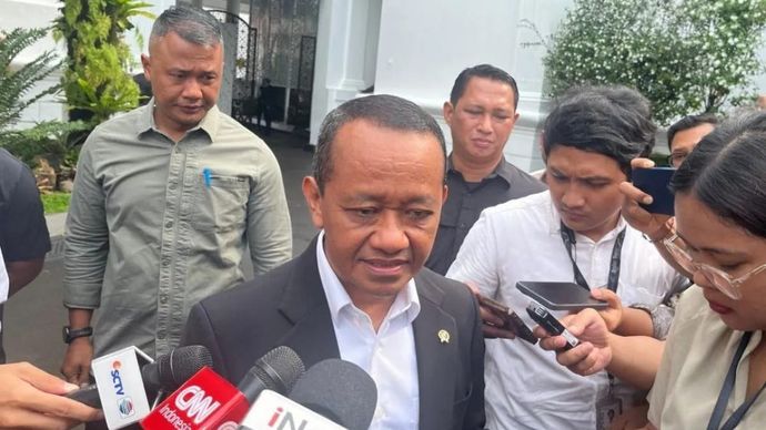 Menteri ESDM Bahlil Lahadalia memberikan keterangan pers di Kompleks Istana Kepresidenan, Jakarta, Selasa 9 September 2025. (ANTARA/Fathur Rochman)