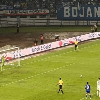 Andrew Jung Bawa Persib Menang Tipis Atas Dewa United 1-0