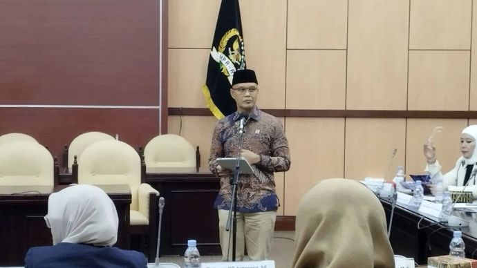 Wakil Ketua Komisi I DPR RI Sukamta saat menjadi pembicara dalam acara peluncuran sebuah buku di kompleks parlemen, Jakarta, Kamis, 11 September 2025.