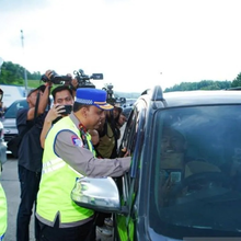 Korlantas Berlakukan One Way Sepenggal di KM 70&ndash;263 Mulai Sore Ini