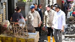 Seskab Ceritakan Gonggongan Anjing yang Selamatkan Warga Bali Saat Banjir Besar