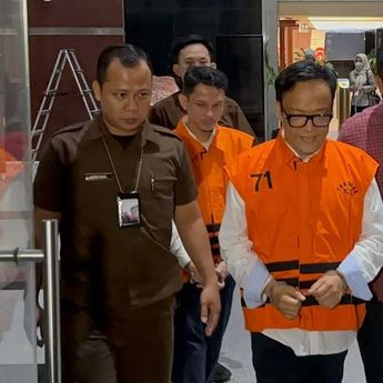 Immanuel Ebenezer Bantah Mengenal Irvian Bobby Mahendro