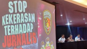 Polda Banten tengah memeriksa dua anggota Brimob berinisial TG dan TR yang diduga terlibat dalam insiden kekerasan terhadap wartawan saat tim Kementerian Lingkungan Hidup dan Kehutanan (KLHK) melakukan penertiban di PT Genesis Regeneration Smelting (