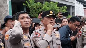 Kepolisian Daerah Jawa Timur segera melibatkan ahli konstruksi dari Institut Teknologi Sepuluh November (ITS) untuk membantu evakuasi korban yang terjebak di reruntuhan musala Pondok Pesantren Al Khoziny di Sidoarjo. Langkah ini dilakukan untuk mema