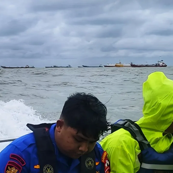 Ditpolair Polri Tunda Cabut Pagar Laut Gegara Terkendala Cuaca