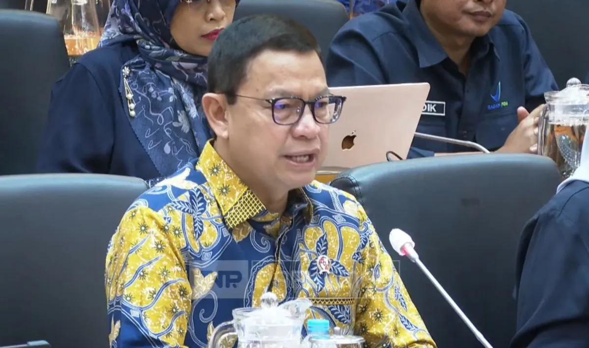 Tangkapan layar - Kepala BPOM Taruna Ikrar menyampaikan paparan dalam rapat dengar pendapat (RDP) bersama Komisi IX DPR RI di Jakarta, Senin 20 April 2026. ANTARA/Tri Meilani Ameliya. <b>(Antara)</b>