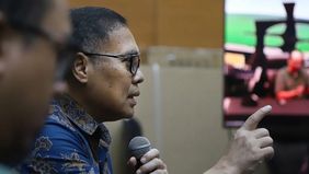 Guru Besar Fakultas Hukum Universitas Indonesia, Hikmahanto Juwana, mendorong pemerintah Indonesia untuk mempertimbangkan wacana legalisasi kasino.