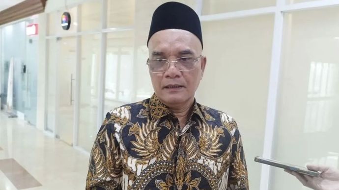 Ketua Komisi VIII DPR RI Marwan Dasopang saat memberi keterangan di kompleks parlemen, Jakarta, Jumat, 22 Agustus 2025.
