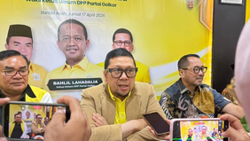 Wakil Ketua Umum DPP Partai Golkar Ahmad Doli Kurnia meminta seluruh kader Golkar di Maluku Tenggara, Maluku, tetap menjaga ketenangan dan tidak terpancing emosi setelah peristiwa penikaman yang menewaskan Ketua DPD II Golkar Maluku Tenggara.