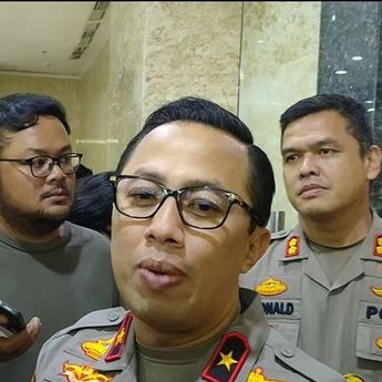 Polda Metro Jaya Tegaskan Akses Besuk Aktivis Tidak Dipersulit