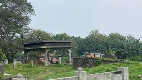 Kondisi Tempat Pemakaman Umum (TPU) Kebon Nanas, Cipinang Besar Selatan, Jatinegara, Jakarta Timur, Rabu, 30 Juli 2025.