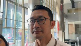 Komisi Pemberantasan Korupsi (KPK) menggeledah rumah seorang aparatur sipil negara (ASN) Kementerian Agama dan menyita satu unit kendaraan roda empat sebagai bagian dari penyidikan dugaan korupsi penentuan kuota dan penyelenggaraan ibadah haji.