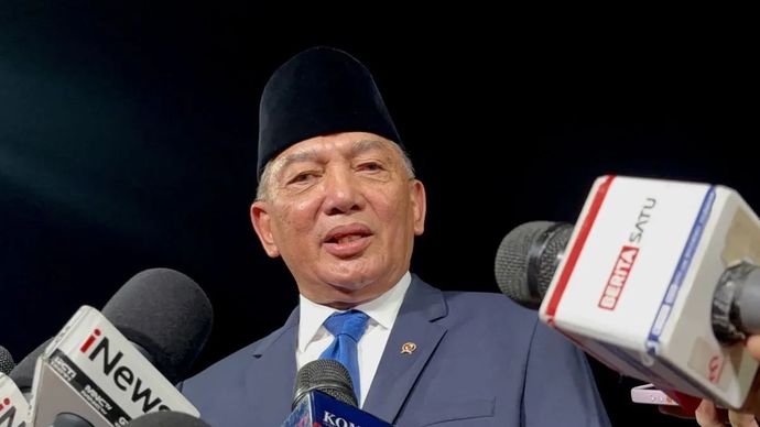 Menteri Pertahanan Sjafrie Sjamsoeddin.