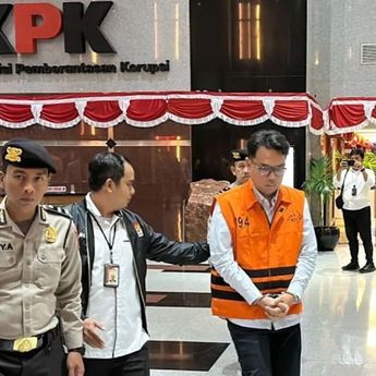 KPK Tahan 4 Tersangka Kasus Dugaan Korupsi Iklan Bank BJB