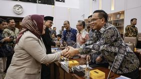 Komisi VI DPR RI menyatakan dukungannya terhadap rencana penggabungan tiga subholding milik Pertamina, yaitu PT Pertamina Patra Niaga, PT Kilang Pertamina Internasional, dan PT Pertamina International Shipping.