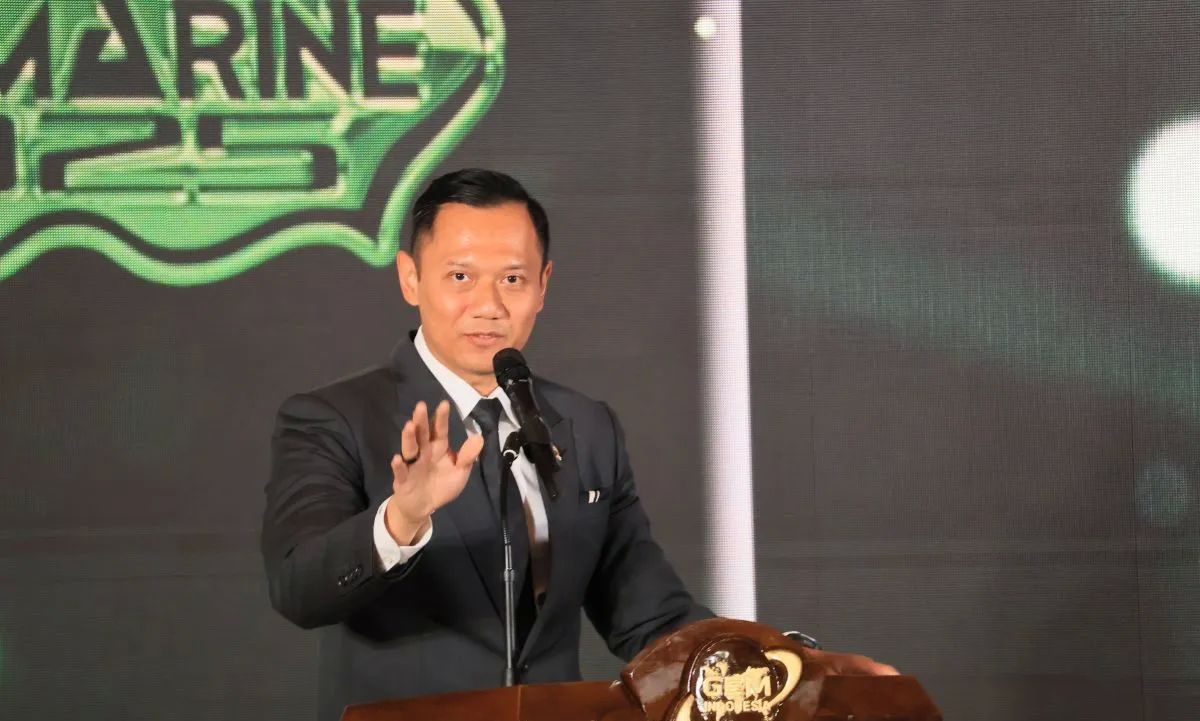 Menteri Koordinator Bidang Infrastruktur dan Pembangunan Kewilayahan (IPK) Agus Harimurti Yudhoyono (AHY) memberikan paparan tentang transportasi kereta api sebagai prioritas pembangunan nasional di Jakarta, Selasa, 29 Juli 2025.  <b>(Antara)</b>