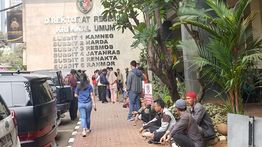Orang Tua Desak Polisi Bebaskan Ratusan Anak yang Ditangkap Saat Demo di DPR