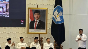 Menteri Pendidikan Dasar dan Menengah (Mendikdasmen), Abdul Mu'ti, mendorong murid untuk memanfaatkan sepeda atau berjalan kaki bila jarak rumah ke sekolah relatif dekat.