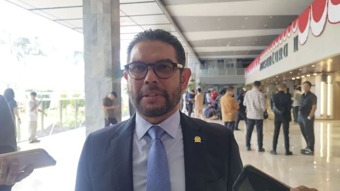 Anggota Komisi III DPR RI Nasir Djamil saat diwawancarai di kompleks parlemen, Jakarta, Kamis, 21 Agustus 2025.