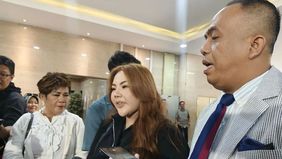 Komisi Pemberantasan Korupsi (KPK) menegaskan selebgram Lisa Mariana Presley Zulkandar seharusnya memberikan informasi terkait kasus dugaan korupsi Bank BJB langsung kepada penyidik, bukan mengungkapkannya melalui akun media sosial Instagram pribadin