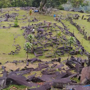 Tim Ahli Sertakan Warga dalam Penelitian Situs Gunung Padang