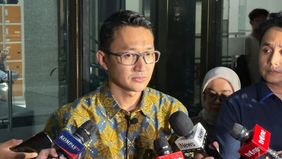 KPK kembali memeriksa Kepala Biro Sumber Daya Manusia Kementerian Keuangan, Rukijo (RUK), sebagai saksi dalam kasus dugaan korupsi di Dinas Pekerjaan Umum dan Penataan Ruang Kabupaten Mempawah, Kalimantan Barat.