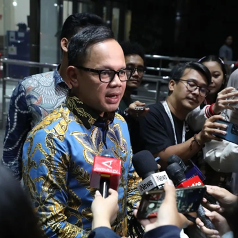 Wamendagri Buka Peluang Soal Revisi Undang-undang Partai Politik