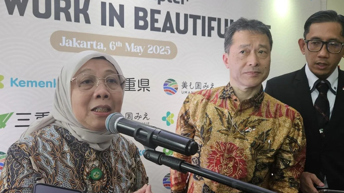 Direktur Jenderal Sumber Daya Manusia Kesehatan dr Yuli Farianti (kiri). ANTARA/Mecca Yumna