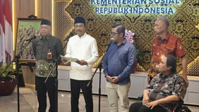 Menteri Sosial, Saifullah Yusuf, mengungkapkan bahwa proses verifikasi dan validasi terhadap 11 juta data kepesertaan BPJS Kesehatan untuk segmen Penerima Bantuan Iuran Jaminan Kesehatan Nasional (PBI JKN) telah mencapai 98 persen.