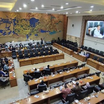 Baleg DPR Bahas RUU Pemerintahan Aceh Bersama Jusuf Kalla