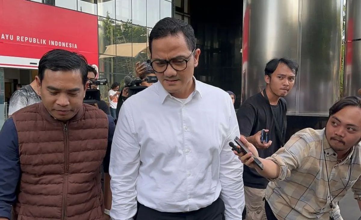 Kepala Badan Pelaksana Badan Pengelola Keuangan Haji (BPKH) Fadlul Imansyah (kedua kiri). <b>(ANTARA)</b>