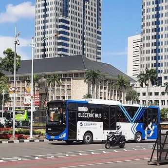 Jalan Medan Merdeka Selatan Kembali Dibuka Usai Aksi Massa