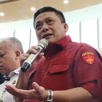 Kejagung Serahkan 5 Tersangka Kasus Suap Putusan Lepas Dalam Perkara Korupsi CPO