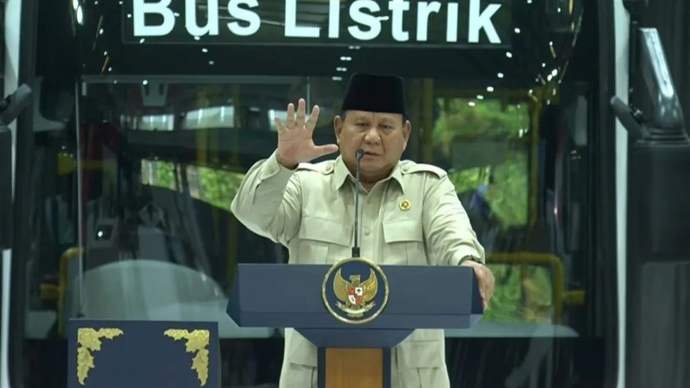Tangkapan layar - Presiden Prabowo Subianto memberikan pidato pada peresmian pabrik perakitan kendaraan komersial berbasis listrik milik PT VKTR Teknologi Mobilitas di Magelang, Jawa Tengah, Kamis (9/4/2026). ANTARA/Youtube Sekretariat Presiden.
