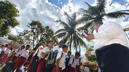 Keceriaan 100 Siswa Iringi Hari Pertama Sekolah Rakyat Kupang Dimulai