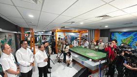 Kementerian Lingkungan Hidup dan Kehutanan (KLHK) menyoroti masih adanya kebijakan dari sejumlah kepala daerah yang memperbolehkan pembukaan lahan melalui pembakaran terbatas atas nama kearifan lokal.