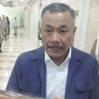 DPR Minta Polri Hentikan Kasih Patwal ke Artis