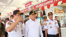 Tinjau Terminal Kampung Rambutan, Menko Polkam: Pelayanan Mudik Tahun Ini Lebih Baik