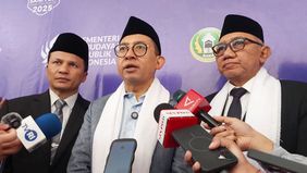 Menteri Kebudayaan Fadli Zon mengajak para santri agar memanfaatkan perkembangan teknologi kecerdasan artifisial (AI) sebagai alat bantu dalam pembuatan film, sekaligus mengasah keterampilan artistik guna memperkaya dunia perfilman Indonesia.