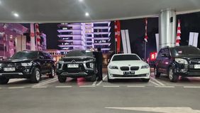 Kejaksaan Agung (Kejagung) kembali melakukan penyitaan terhadap kendaraan yang diduga merupakan milik tersangka kasus dugaan korupsi minyak mentah, Muhammad Riza Chalid (MRC).