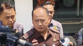 Kejagung mengajukan pencegahan ke luar negeri terhadap Irawan Prakoso (IP), rekan bisnis tersangka korupsi minyak mentah Mohammad Riza Chalid (MRC), setelah yang bersangkutan tiga kali mangkir dari panggilan pemeriksaan sebagai saksi. 