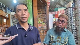 Koperasi Pedagang Pasar Pusat Melawai (Kopema) membantah keras tudingan bahwa mereka menaikkan harga sewa kios di Plaza 2 Blok M, Jakarta Selatan, yang disebut-sebut membuat sejumlah pedagang memilih meninggalkan lokasi tersebut.