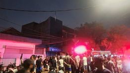 Kebakaran Landa Kawasan Dekat Pasar Kebayoran Lama, Saksi Dengar Ledakan