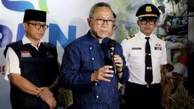 Ketua Umum Partai Amanat Nasional (PAN), Zulkifli Hasan, menilai Presiden Prabowo Subianto merupakan pemimpin pertama di Indonesia yang berani secara nyata menerapkan prinsip Pasal 33 Undang-Undang Dasar 1945, yang menekankan ekonomi gotong royong se