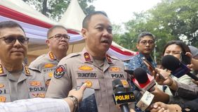 Kepolisian RI menyatakan akan menelaah lebih lanjut informasi baru yang disampaikan keluarga Arya Daru Pangayunan (ADP) terkait dengan kasus kematian diplomat muda tersebut.
