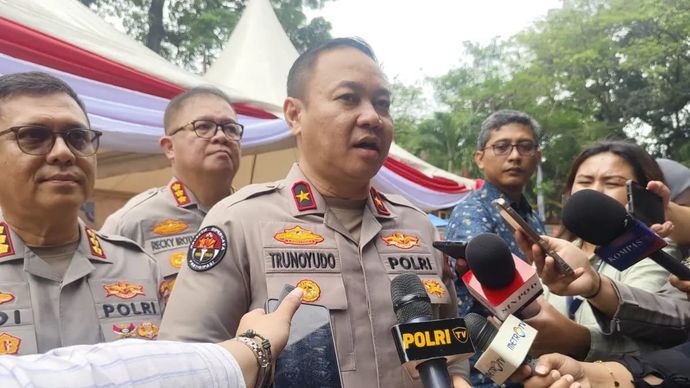 Kepala Biro Penerangan Masyarakat (Karopenmas) Divhumas Polri Brigjen Pol. Trunoyudo Wisnu Andiko berbicara dengan awak media di Gedung Humas Polri, Jakarta, Senin 25 Agustus 2025. ANTARA/Nadia Putri Rahmani
