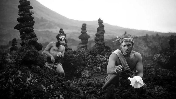 Film karya Garin Nugroho berjudul &ldquo;Samsara&rdquo; yang dibintangi oleh Aryo Bayu.