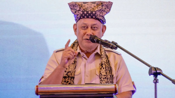 Kepala Badan Gizi Nasional (BGN) Dadan Hindayana menjelaskan implementasi makan bergizi gratis di Padang, Rabu, (22/4/2026). ANTARA/Muhammad Zulfikar