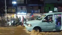 Jalan Raya Bogor Tergenang Gara-gara Tembok Jebol di Kramat Jati
